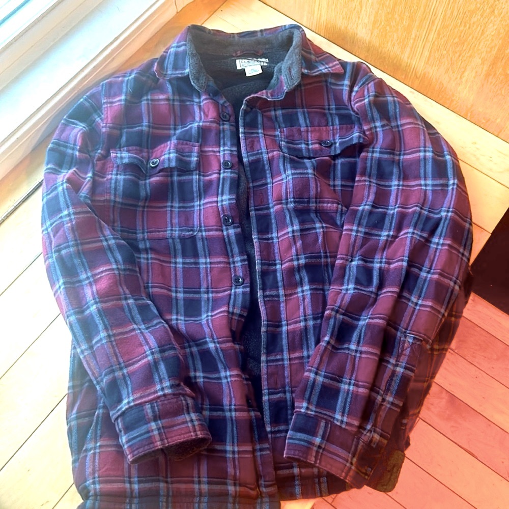 L.L. Bean mens Medium fleece lined flanne, traditional fit